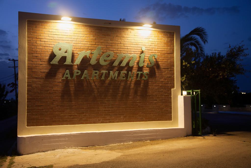 Artemis Village Apartments & Studios Stavrós Exteriör bild